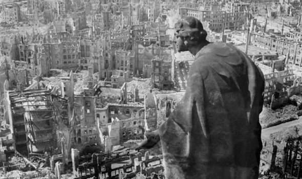 View-of-the-destroyed-Dresden-556601.jpg