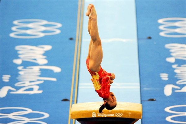 gymnasts_women_kexin_he.jpg